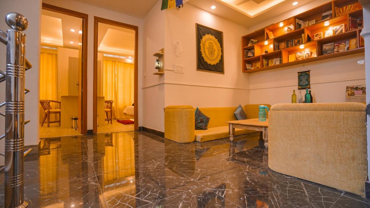Hotel The Moksham Risikés Kültér fotó