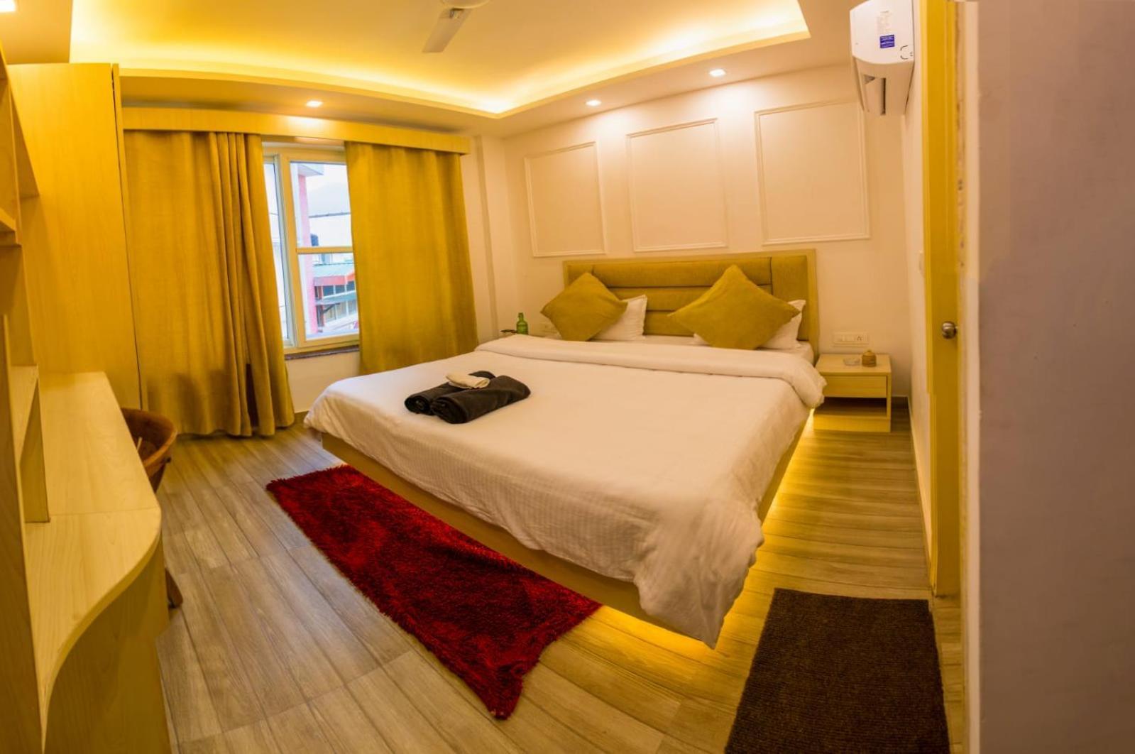 Hotel The Moksham Risikés Kültér fotó